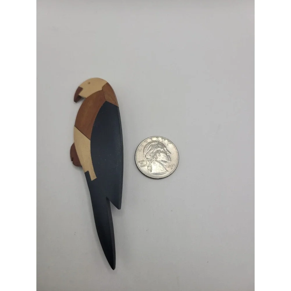 N/A tropical toucan